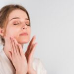 What Dermatologists Recommend for Early Signs of Aging
