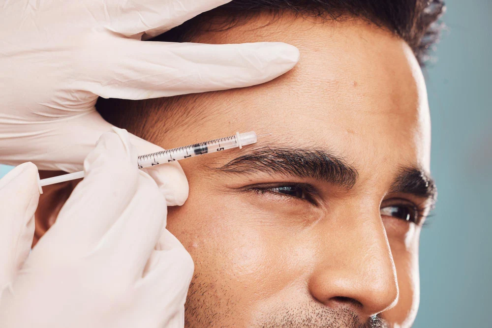 Injecting natural-looking preventative Botox in Dubai at Reformery Aesthetics Clinic