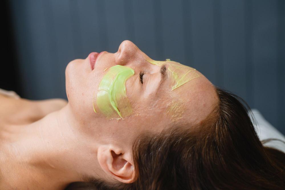 green peel vs chemical peel
